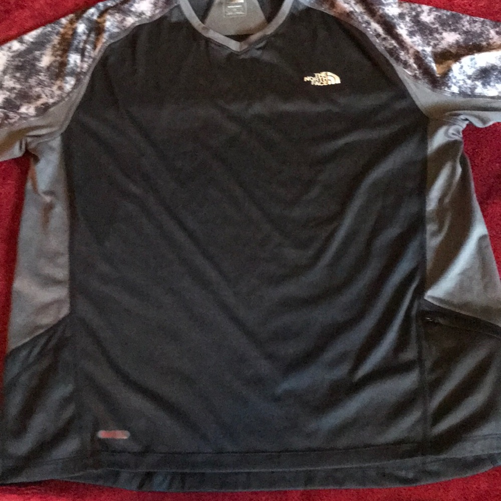 North Face vapor wick tee
